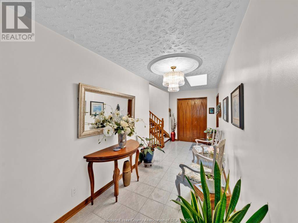 Leamington, ON N8H4V7,43 Debergh AVENUE South