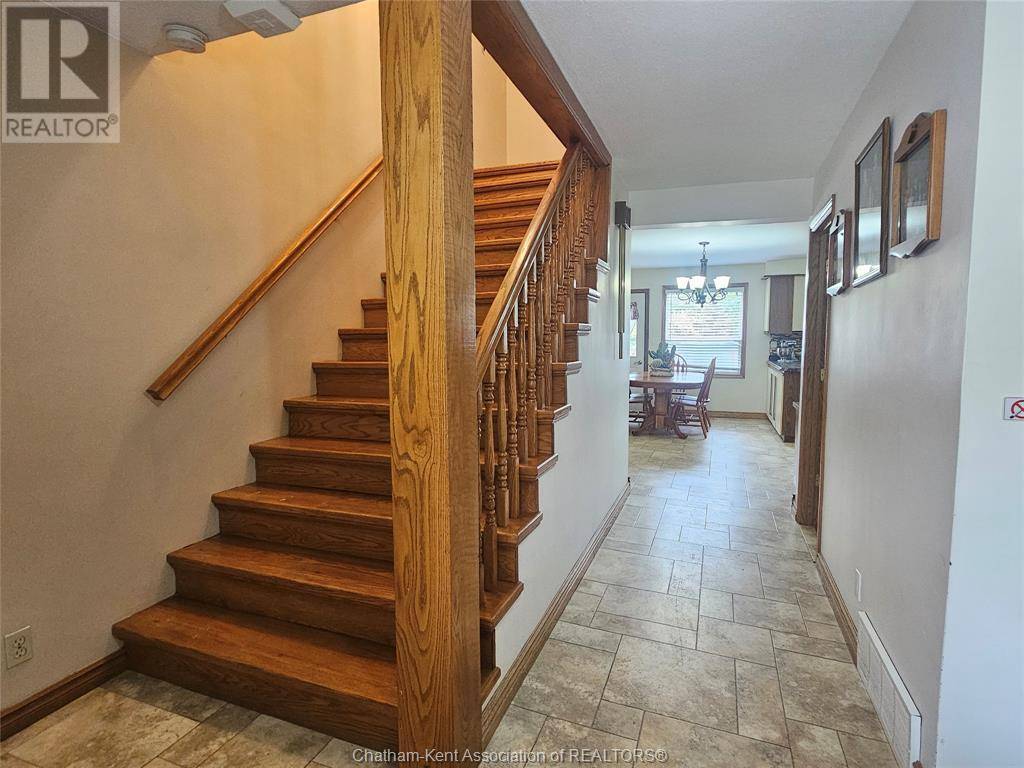 Blenheim, ON N0P1A0,140 Little STREET South