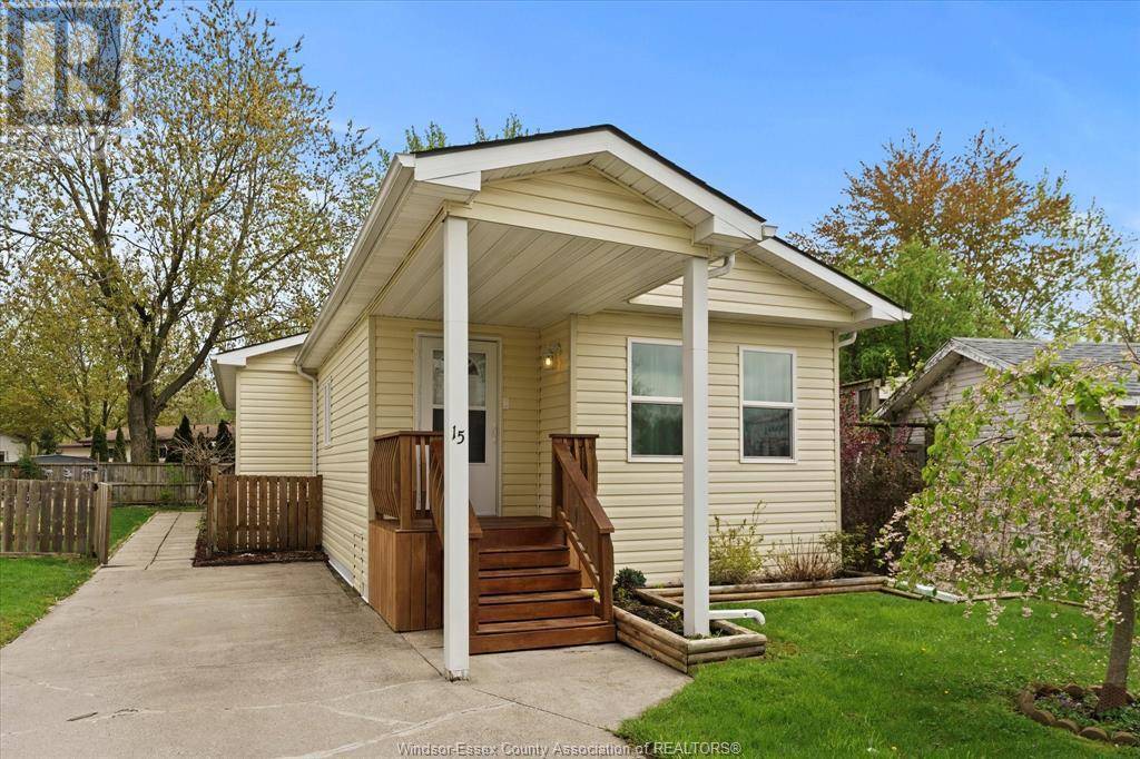 Mcgregor, ON N0R1J0,15 SPRUCE STREET