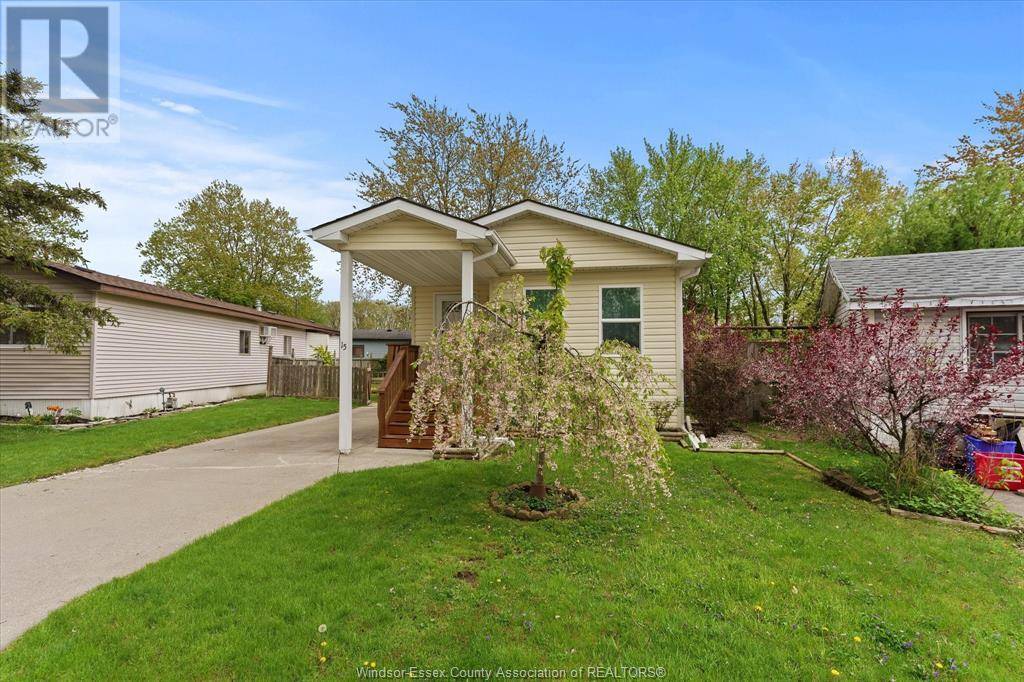 Mcgregor, ON N0R1J0,15 SPRUCE STREET