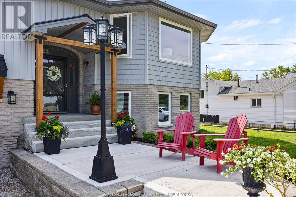 Lakeshore, ON N0R1A0,282 RENAUD LINE