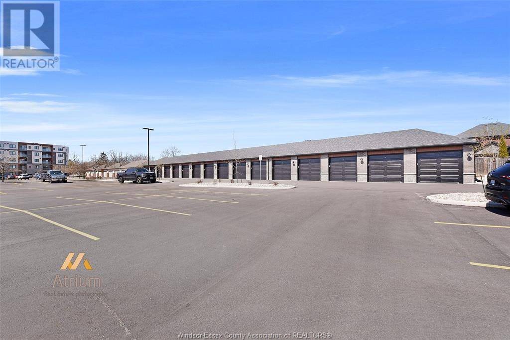 Lasalle, ON N9H2R6,2550 SANDWICH WEST Pkwy #203