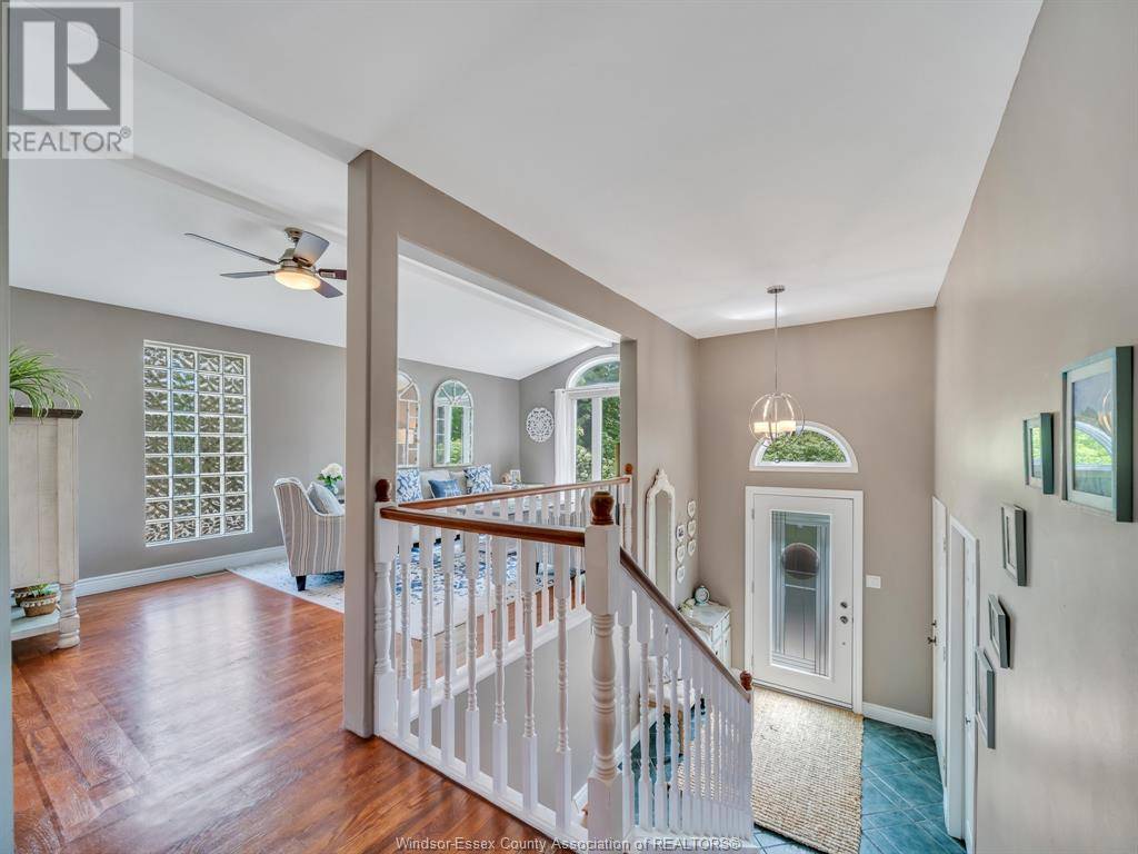 Lasalle, ON N9J3M1,895 Minto