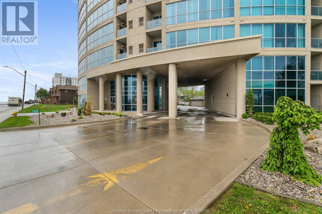 Windsor, ON N9A0A2,1225 RIVERSIDE DR West #105
