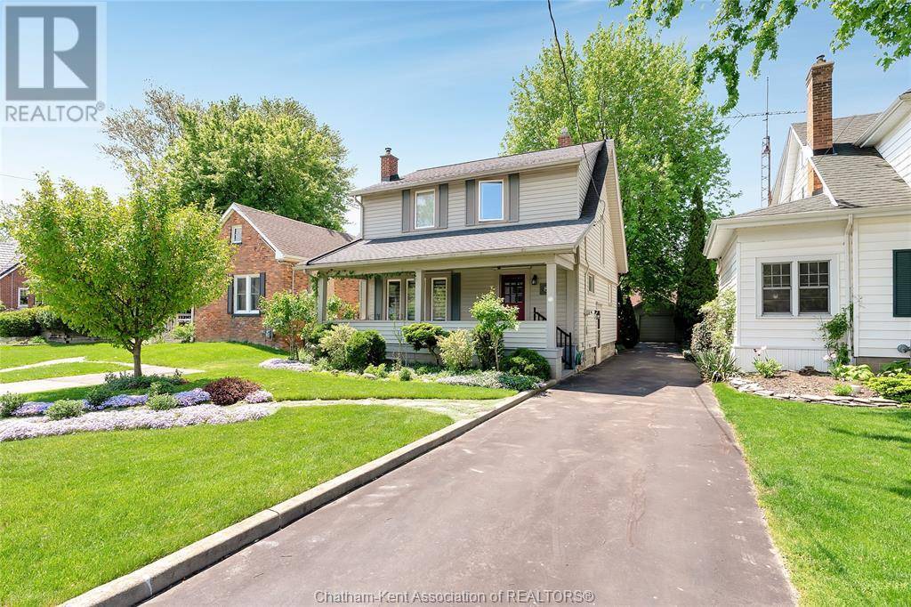 Chatham, ON N7M3A6,82 Robertson AVENUE