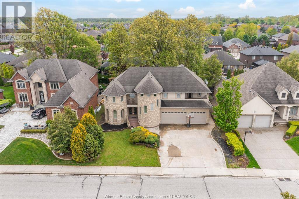 Lakeshore, ON N0R1A0,1021 CHELSEA PARKWAY