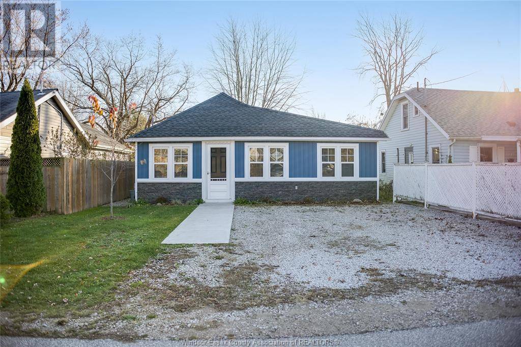Kingsville, ON N9Y3V3,1045 SYCAMORE AVENUE