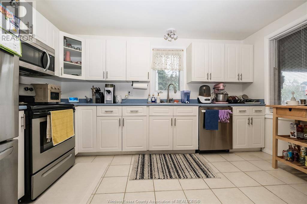 Windsor, ON N8S1Z2,7875 ST ROSE