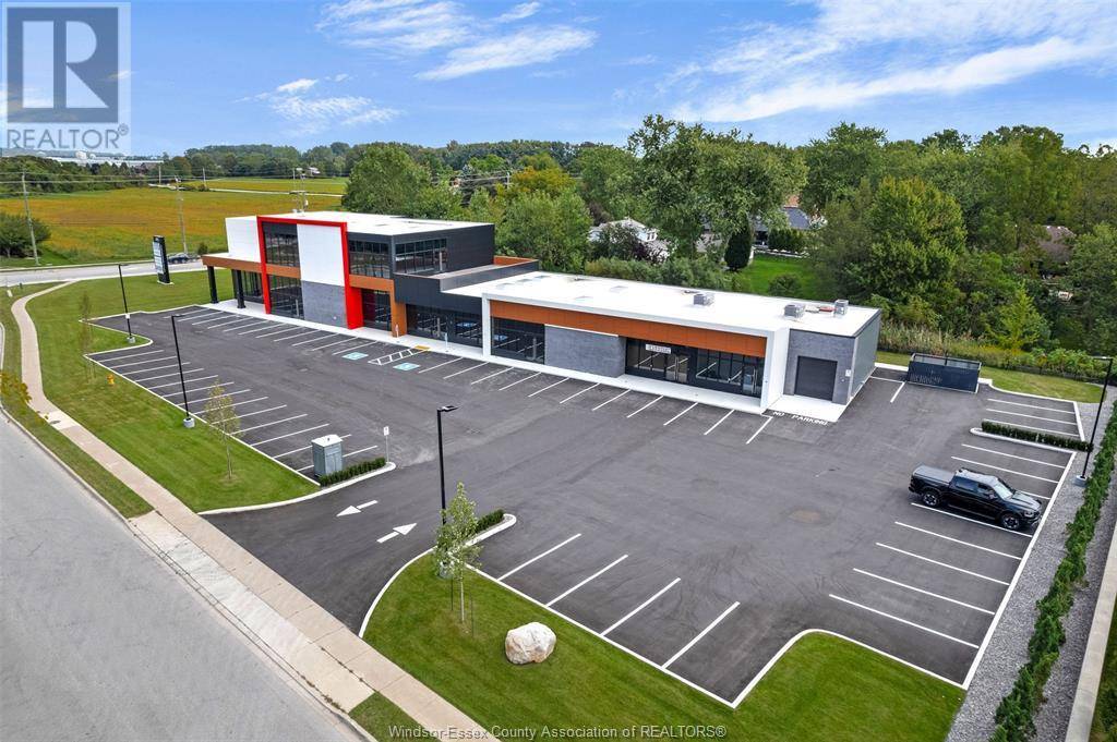 Kingsville, ON N9Y2K5,475 SEACLIFF DRIVE