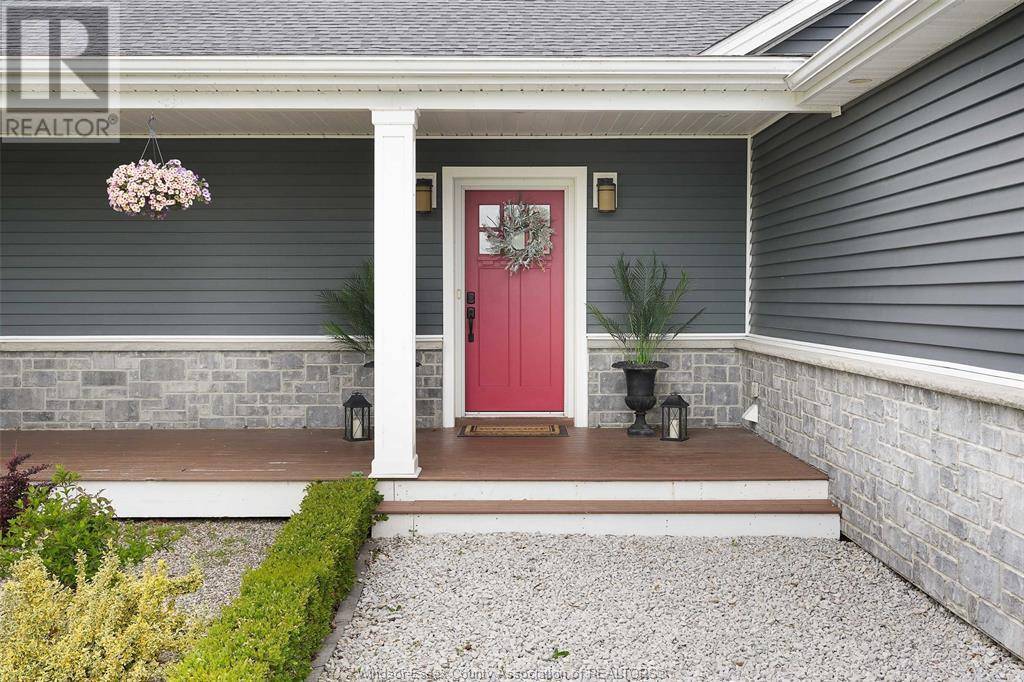Leamington, ON N8H3V7,1907 FOX RUN ROAD