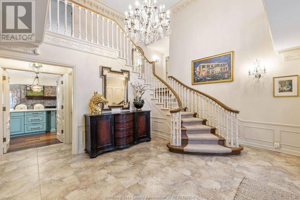 Lasalle, ON N9J2K2,1255 TANGLEWOOD COURT