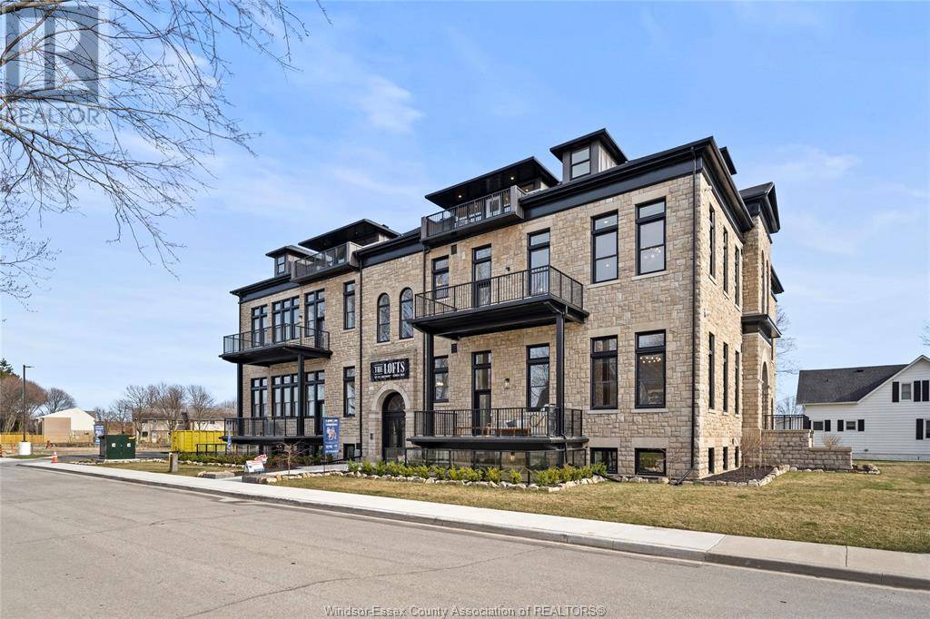 Amherstburg, ON N9V2H4,247 BROCK ST #403