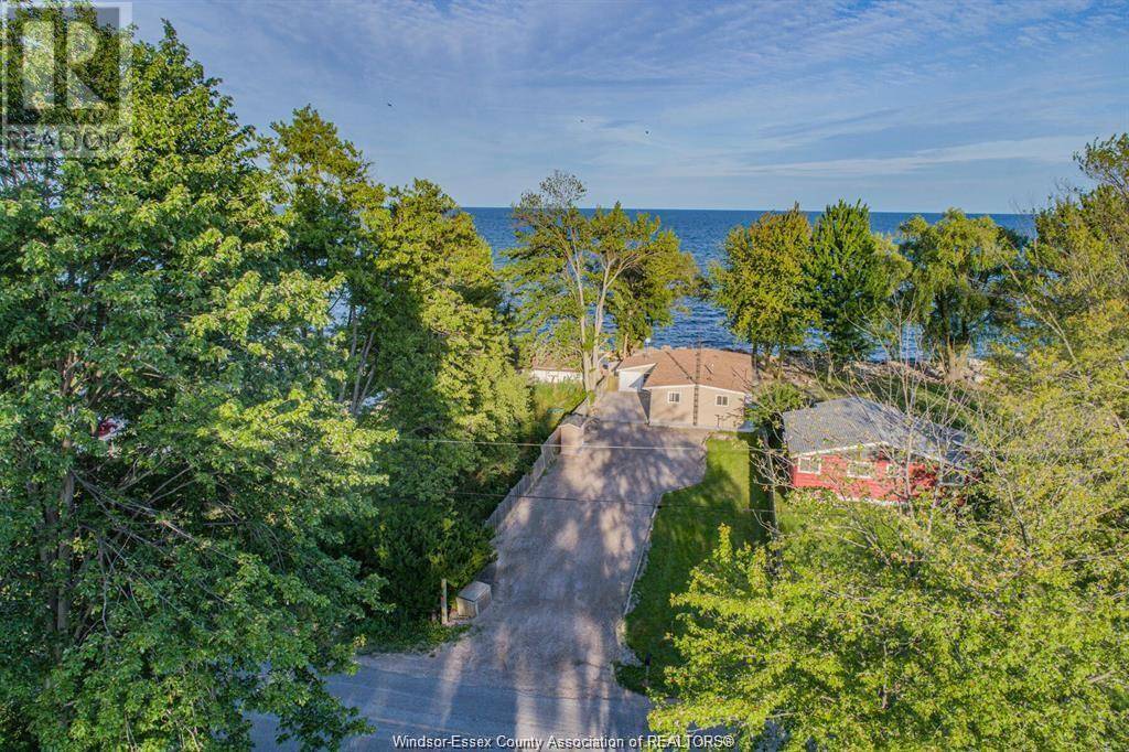 Leamington, ON N0P2P0,262 COTTERIE PARK