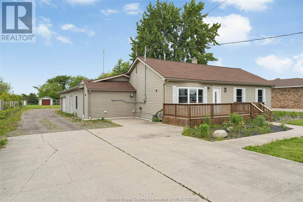 Leamington, ON N8H3V8,525 HIGHWAY 77
