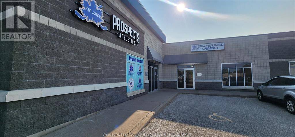 Lakeshore, ON N8N2L9,310 CROFT ##400