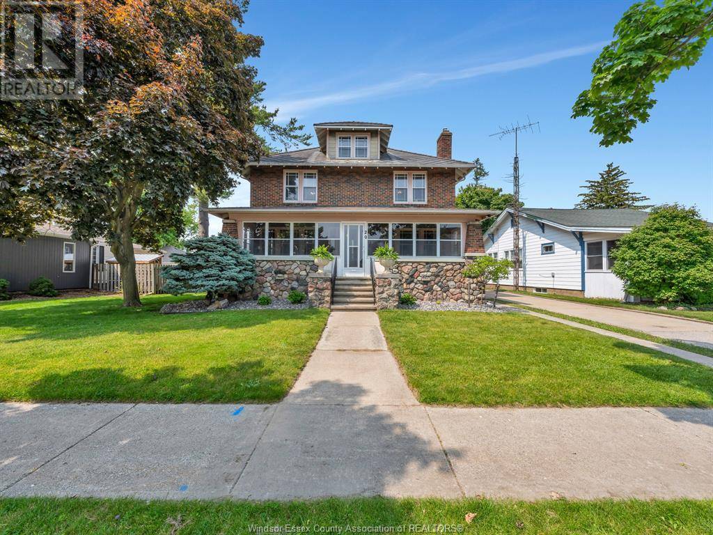 Kingsville, ON N9Y1V9,20 MILL STREET West