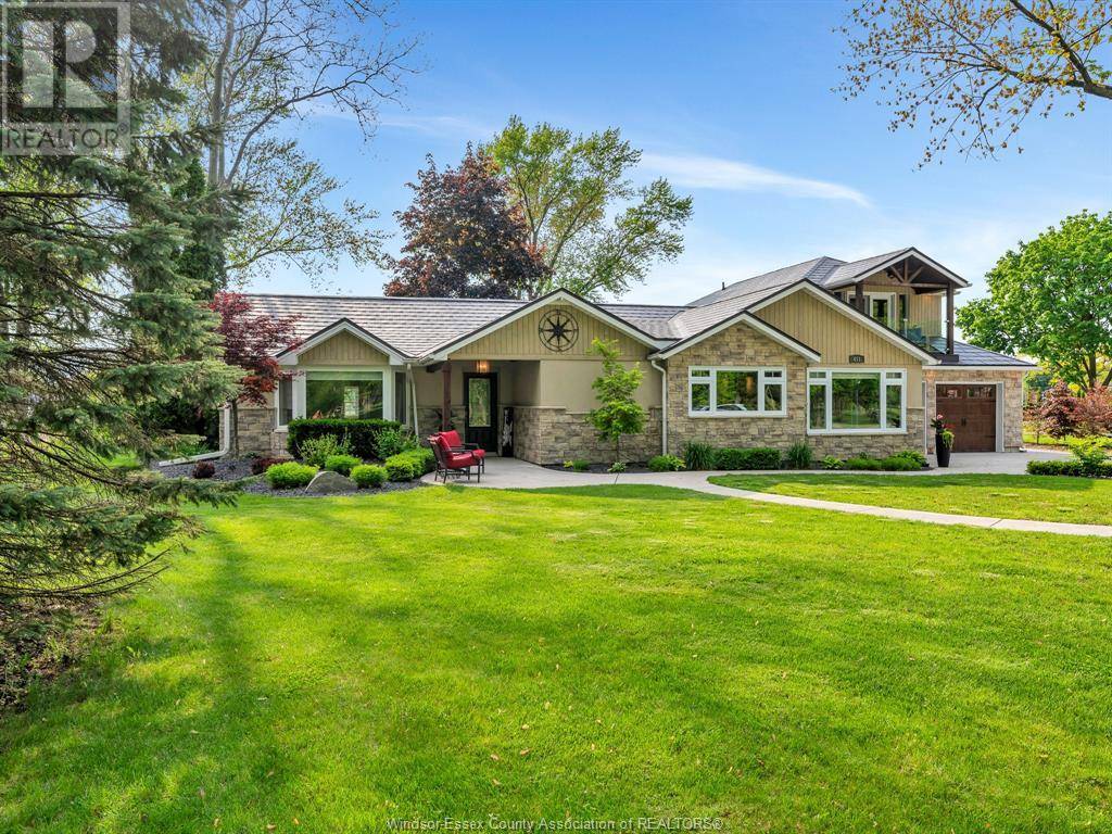 Tecumseh, ON N8N2K1,451 ARLINGTON BOULEVARD