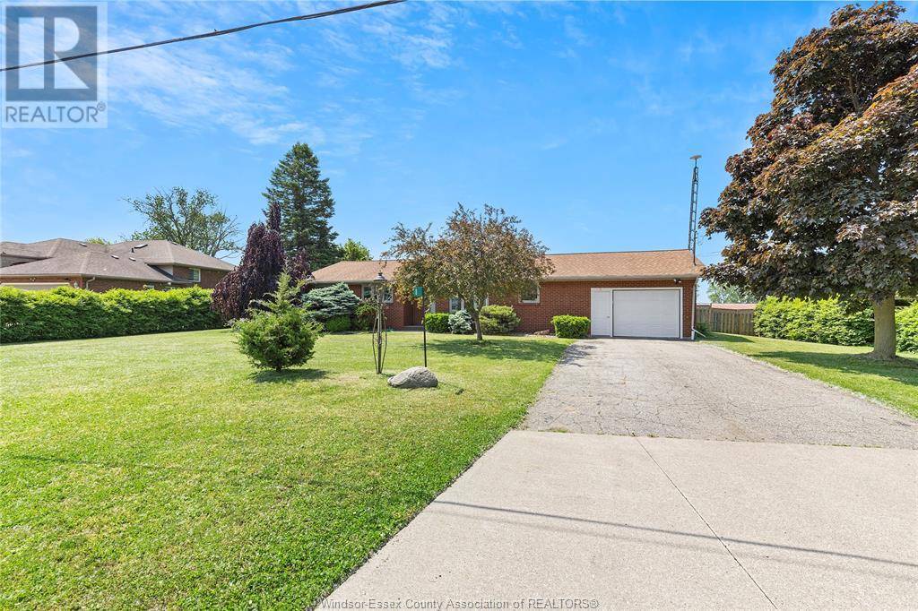 Leamington, ON N8H4E9,8 ERIE VIEW ROAD