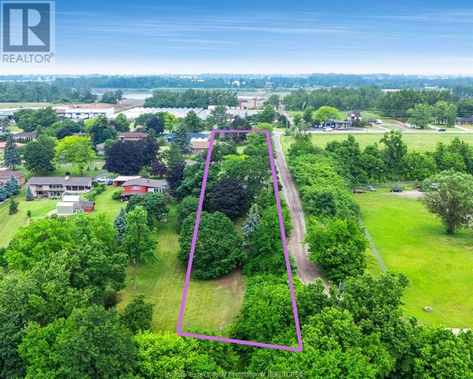Leamington, ON N8H4H8,26 CREST VIEW DRIVE