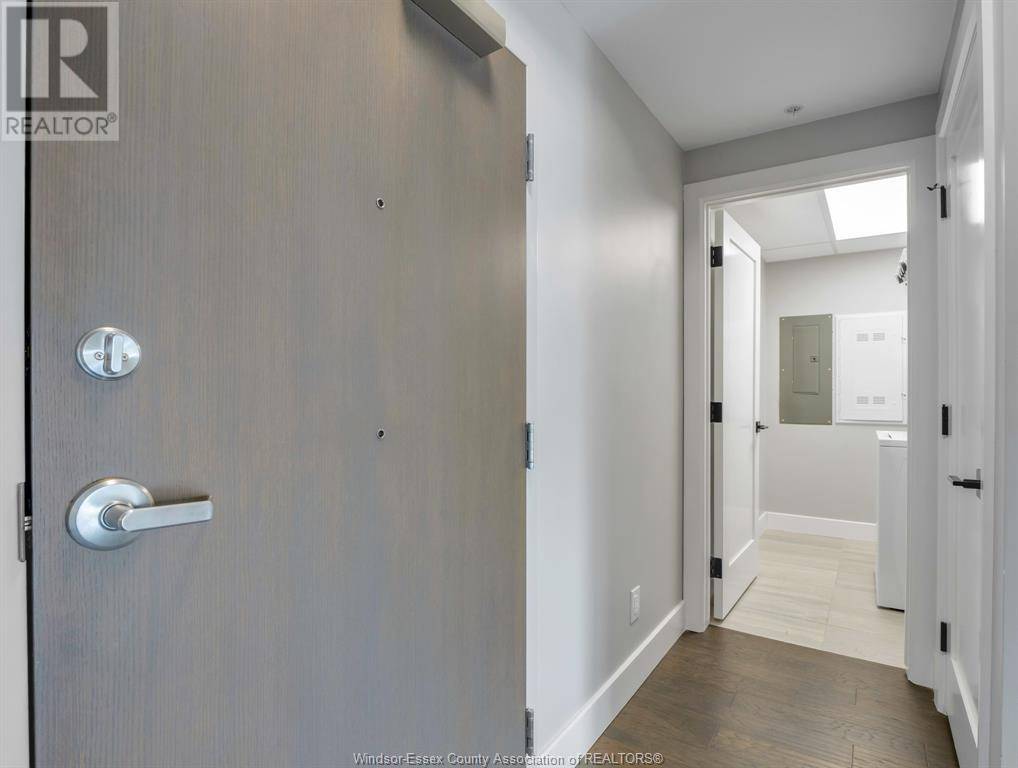 Lasalle, ON N9H0M2,4578 HURON CHURCH LINE RD #101