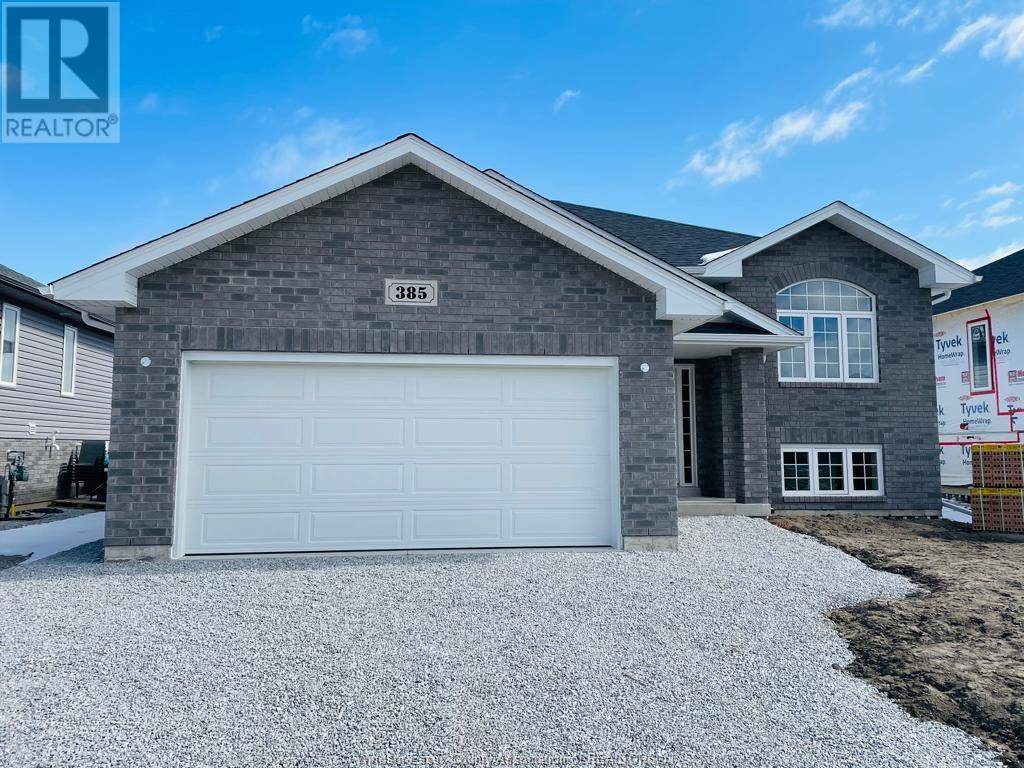Belle River, ON N0R1A0,385 HEMLOCK LANE
