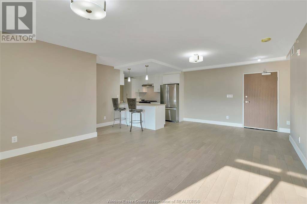 Lasalle, ON N9E2R6,2550 SANDWICH WEST Pkwy #303