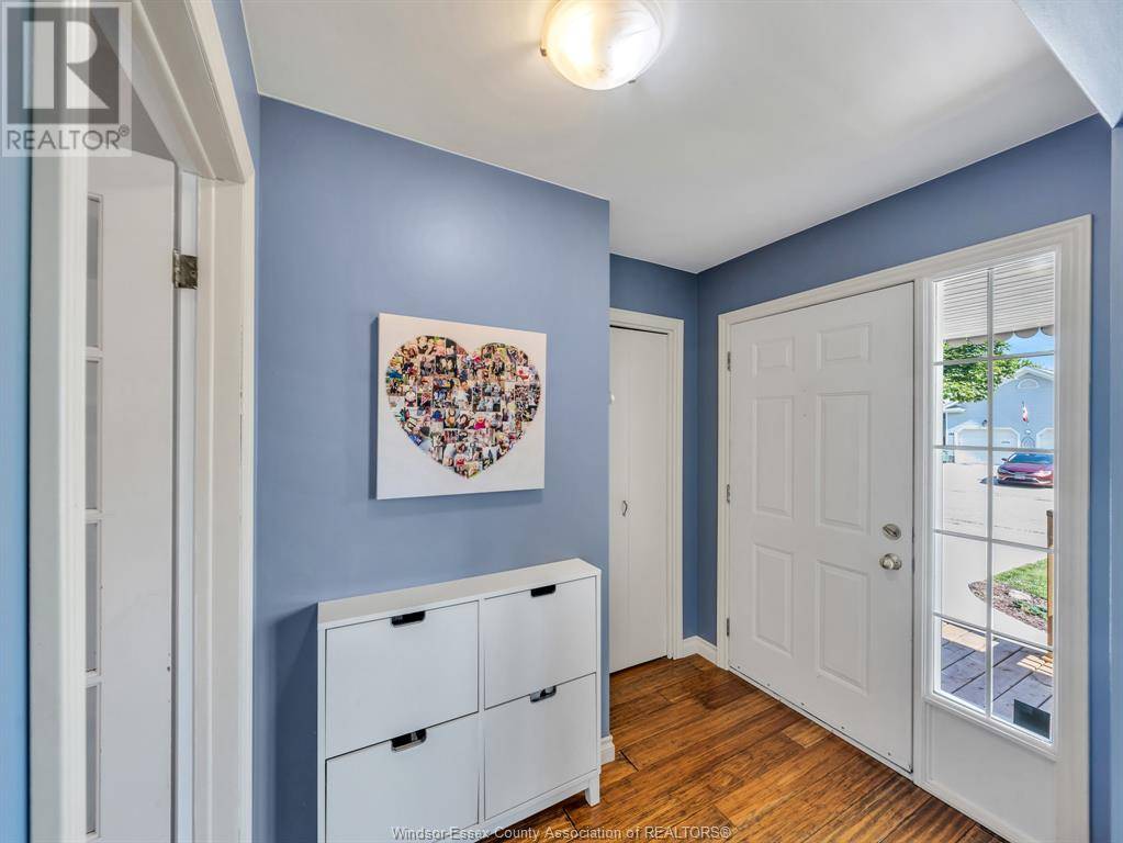 Kingsville, ON N9Y3P5,185 PURPLE PLUM DRIVE