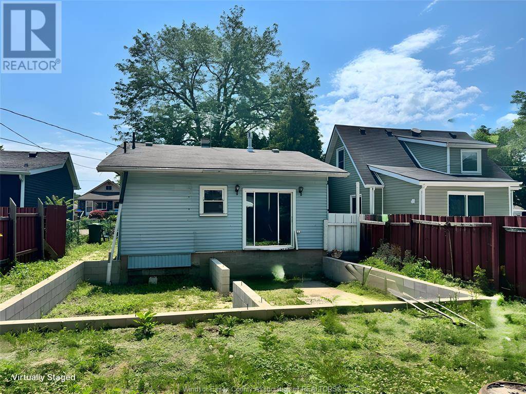 Windsor, ON N8X3B2,686 Stanley