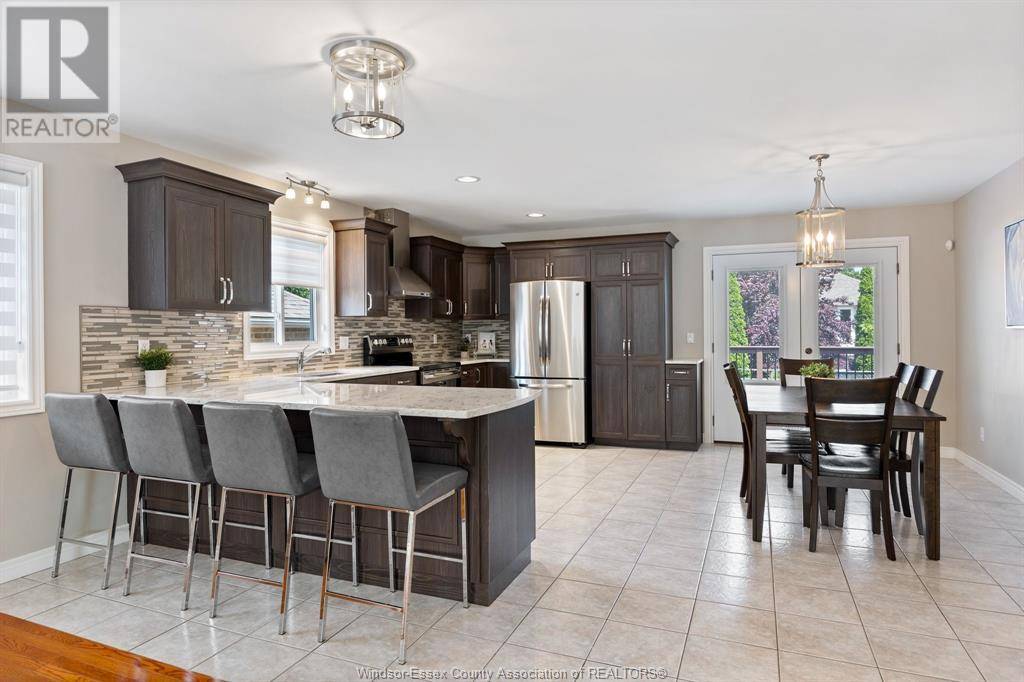 Tecumseh, ON N8N5B2,830 REVLAND