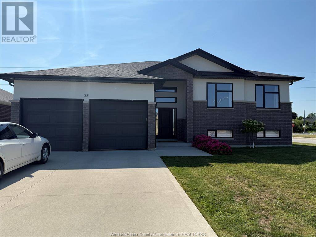 Leamington, ON N8H0C4,33 SUNNINGDALE DRIVE