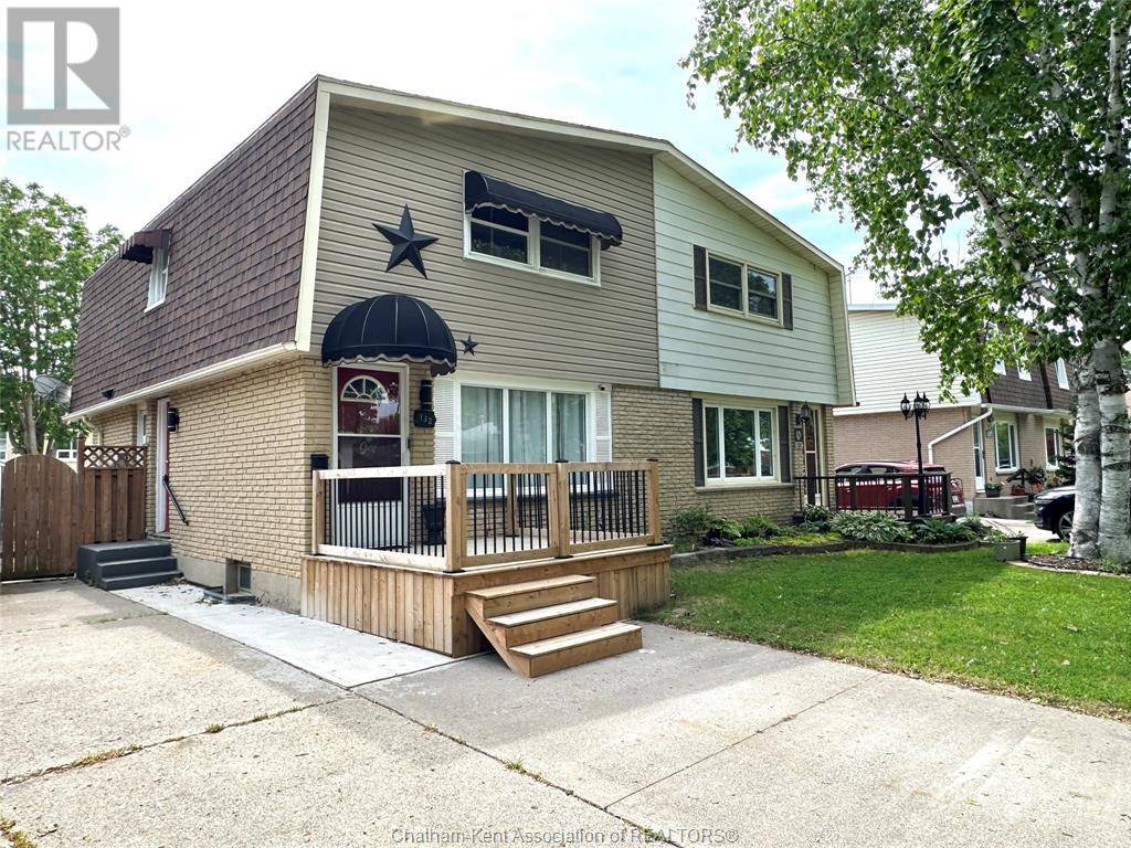 Chatham, ON N7M3B3,132 Berry STREET