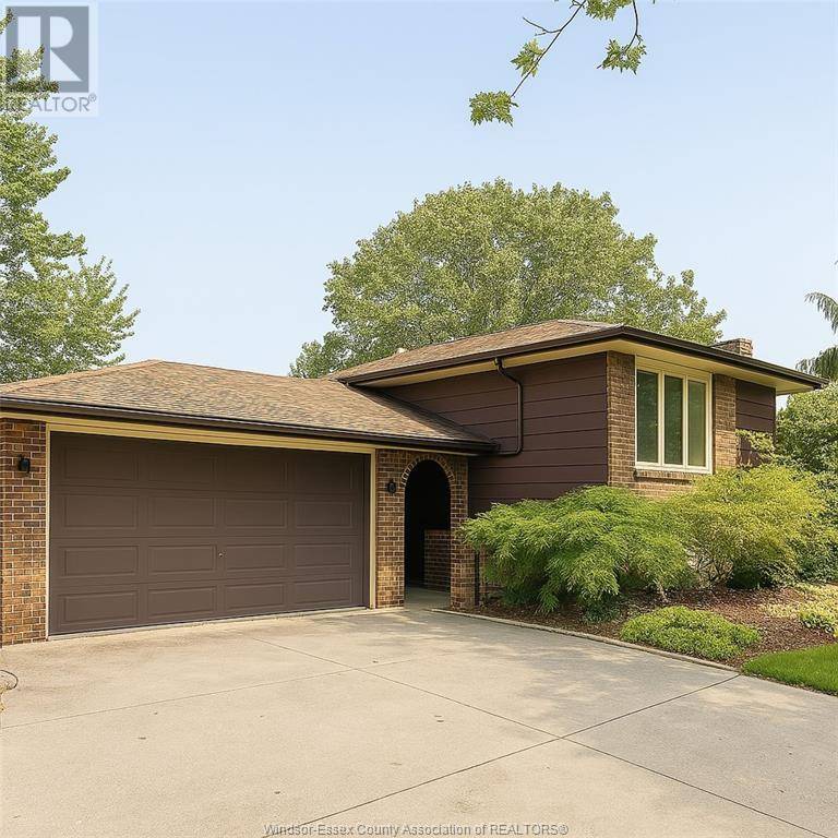 Windsor, ON N9E3C1,3366 RANKIN