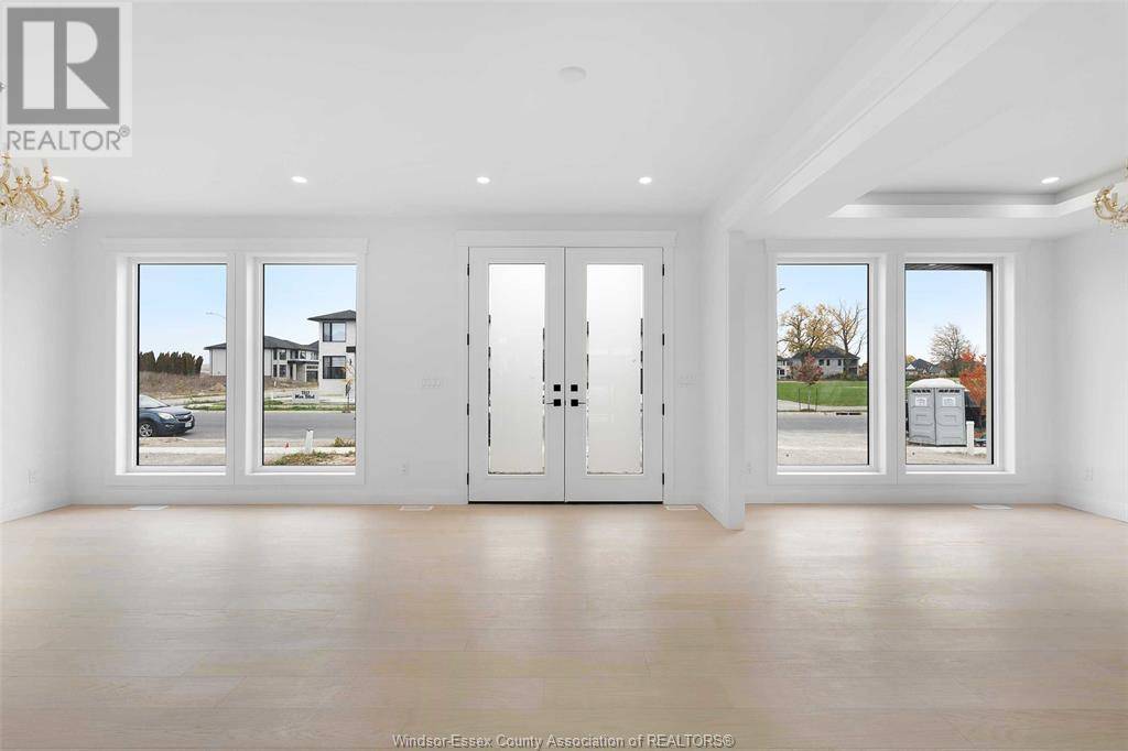 Lasalle, ON N9H0M9,4300 CATERINA