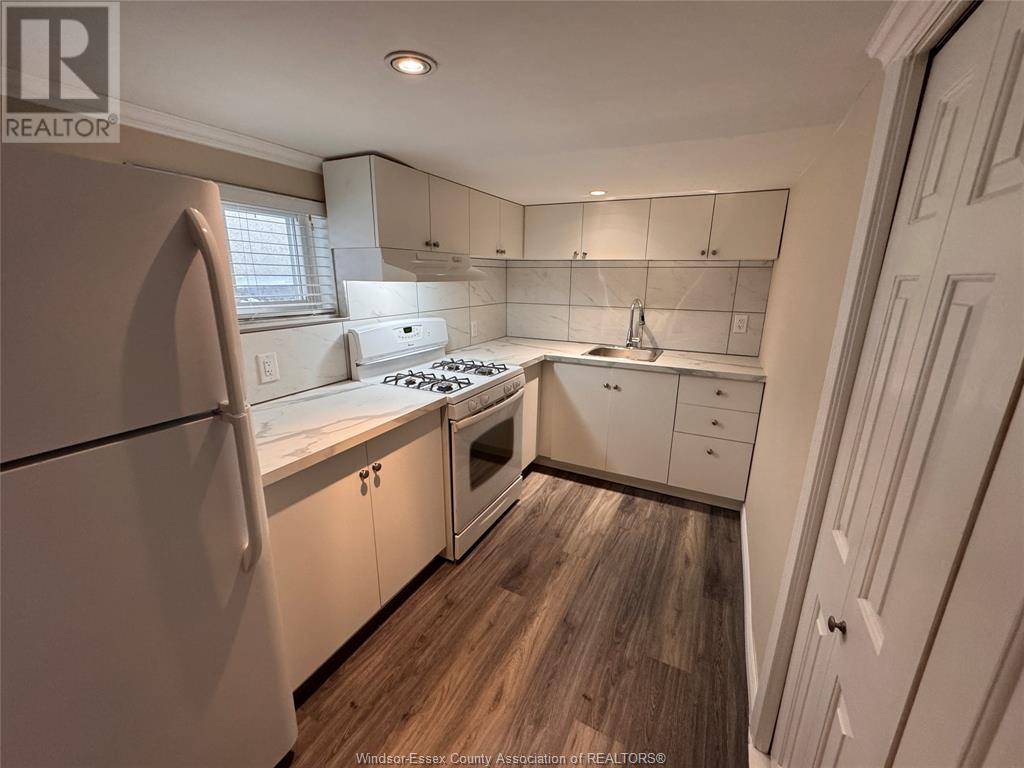 Windsor, ON N8X4P6,1527 Pierre