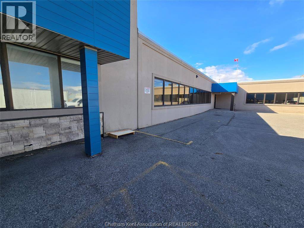 Chatham, ON N7M5J5,750 RICHMOND STREET