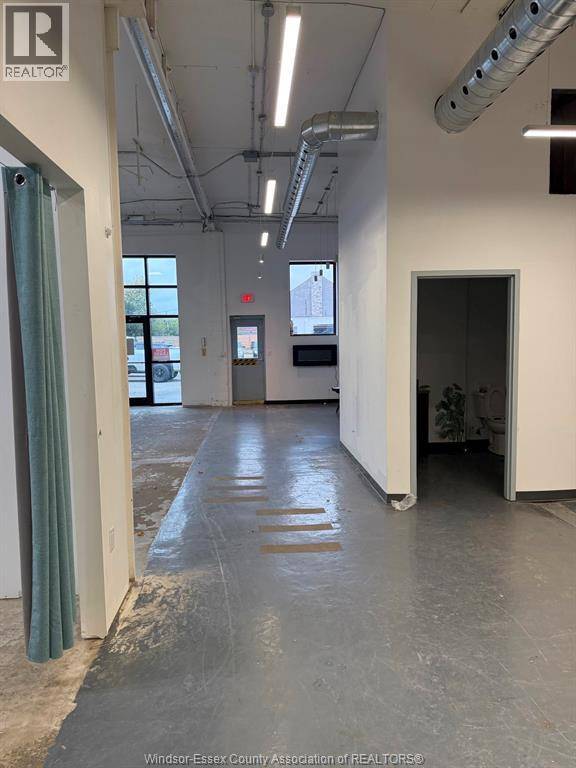 Windsor, ON N8Y2N6,1005 WALKER RD #B