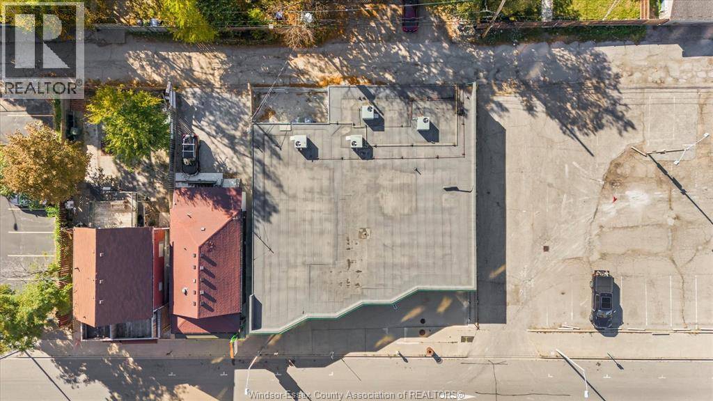 Windsor, ON N9A4L4,711-19 PELISSIER ST #2