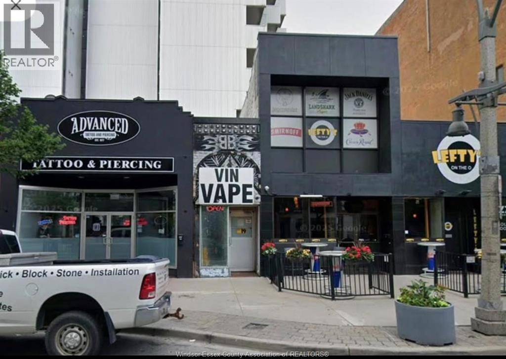 Windsor, ON N9A4J1,345 OUELLETTE AVENUE