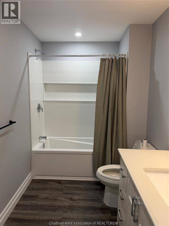 Chatham, ON N7M1C1,99 Kerr AVE #Lower