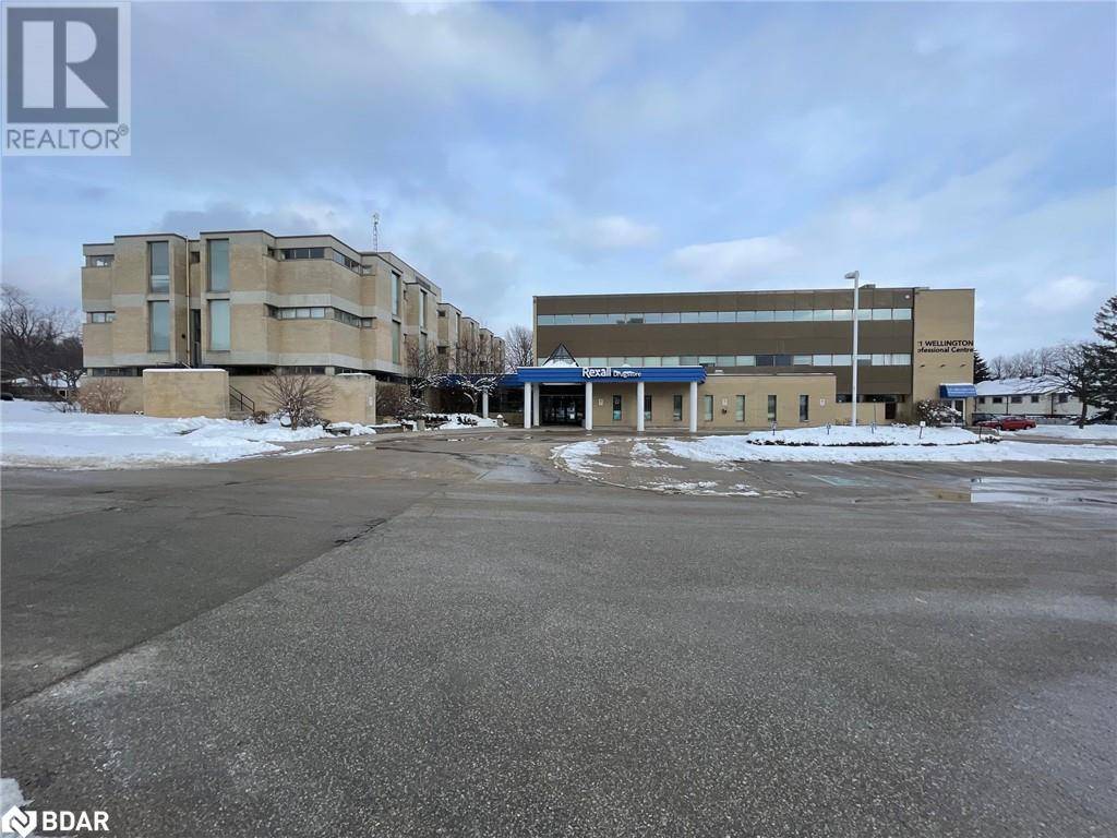 Barrie, ON L4N1L2,121 WELLINGTON ST West #200