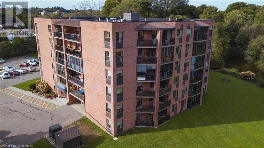 Simcoe, ON N3Y5H9,17 MILL POND CT #405