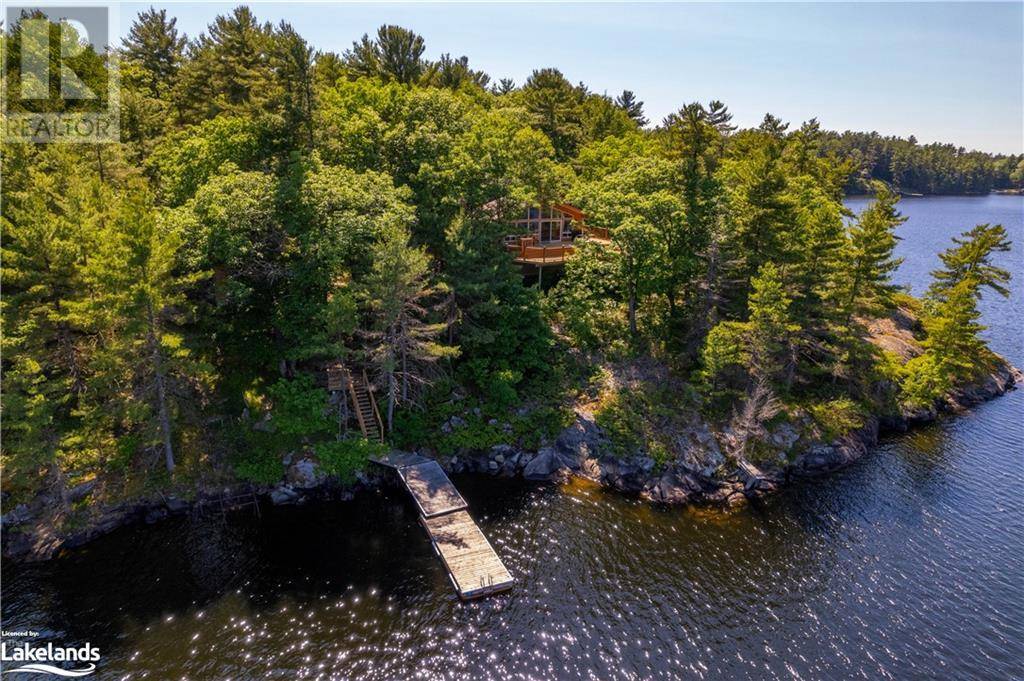 Georgian Bay Twp, ON P0E1E0,3140 ISLAND 1810