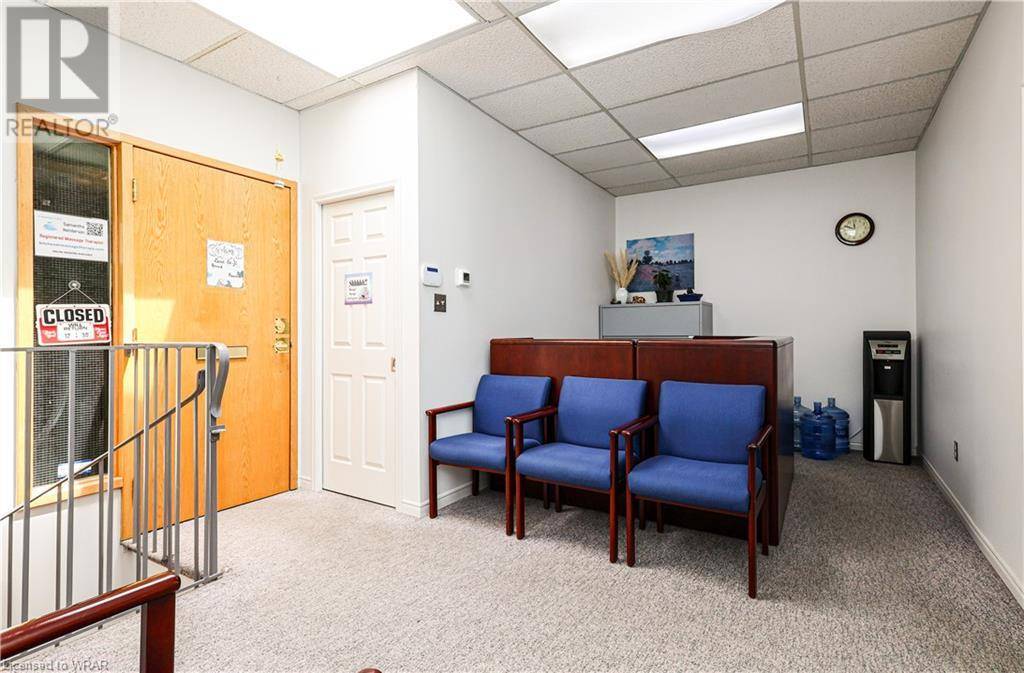 Waterloo, ON N2J1C4,131 UNION ST East #106