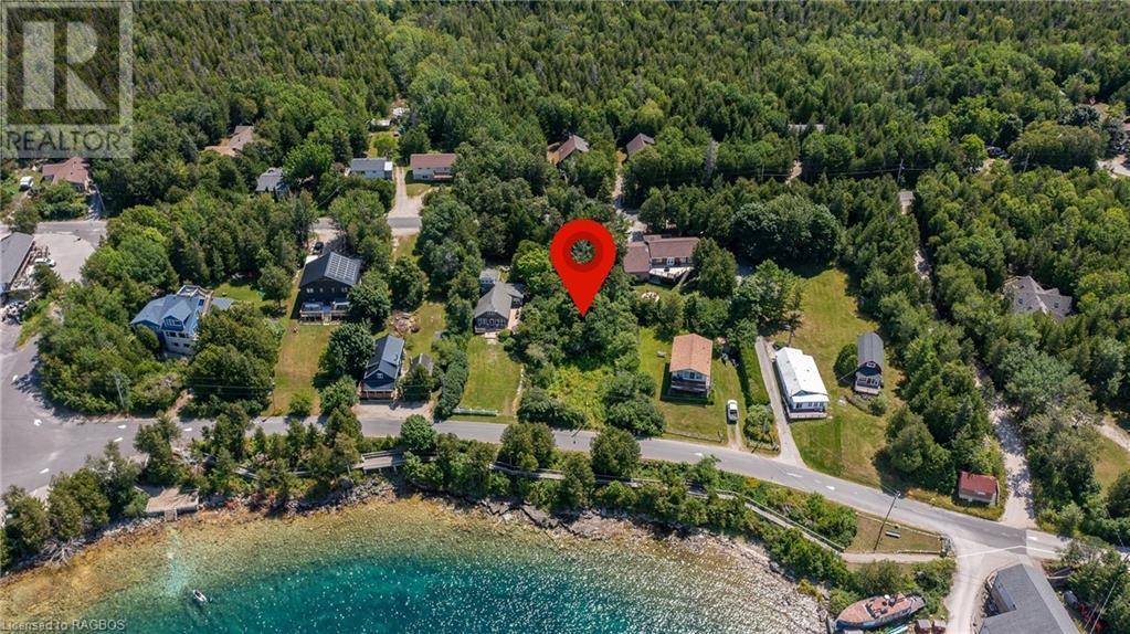 Tobermory, ON N0H2R0,60 BAY Street S