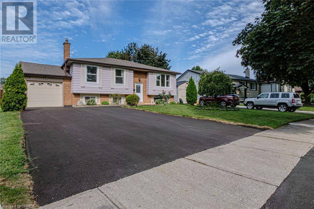 Brantford, ON N3S7G3,14 MELBOURNE Crescent