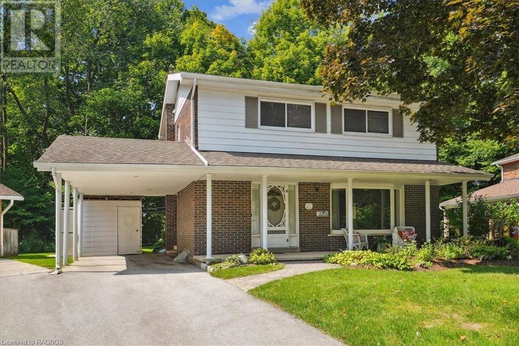 Owen Sound, ON N4K1E2,527 5TH Street E