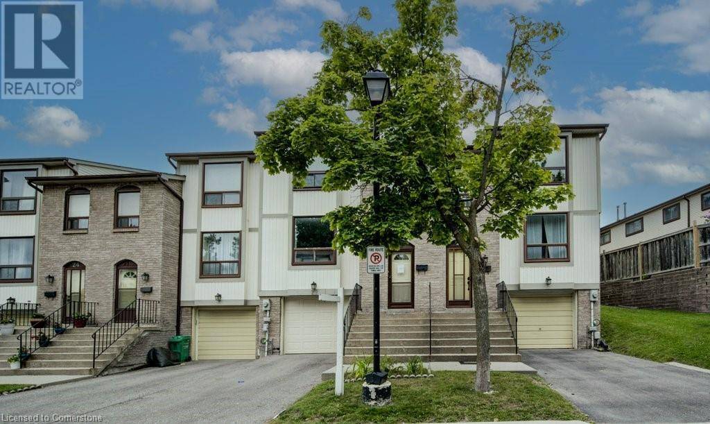 Brampton, ON L6S3M2,22 MCMULLEN Crescent