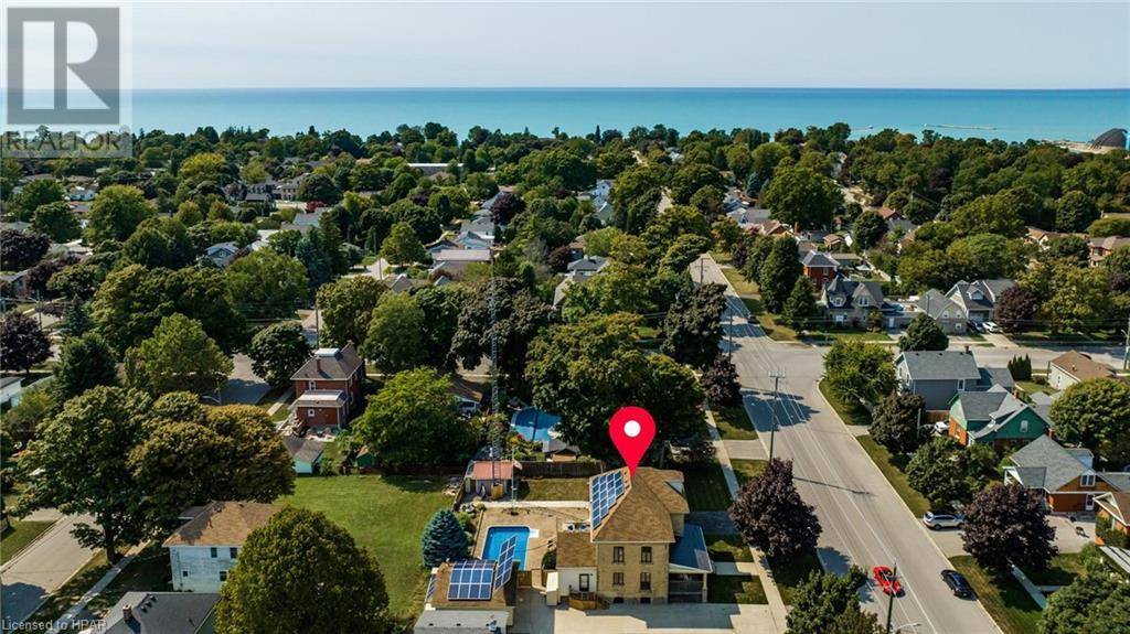 Goderich, ON N7A2E4,123 ELGIN Avenue W