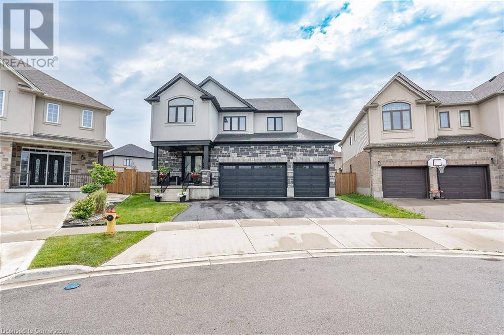 Kitchener, ON N2A0H2,920 RIVER RIDGE Court