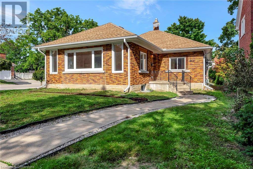 Kitchener, ON N2H1X8,132 MERNER Avenue